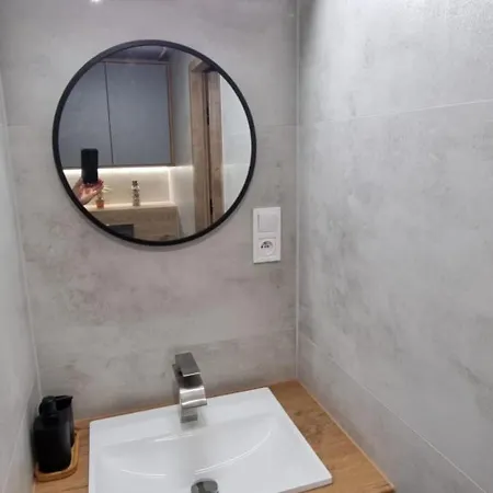 Luxloft 3 *